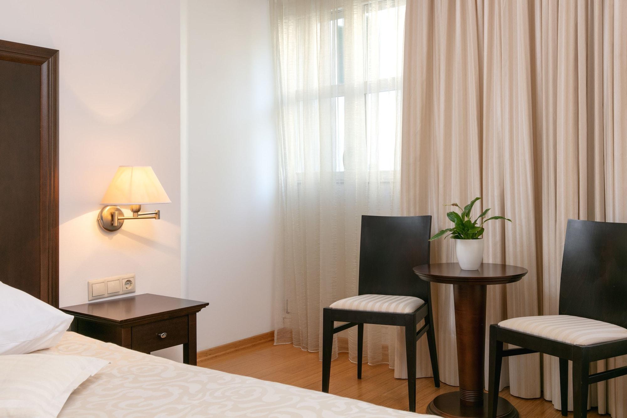Hotel Croatia Baska Voda Exterior photo